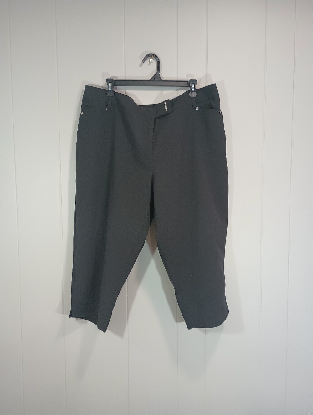 C Est. 1946 Classic Black Bermuda Shorts with Clean Front